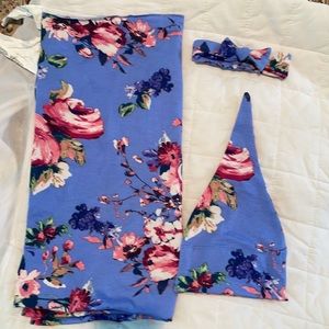 NWOT Baby Set (Blanket, Headband, Hat)